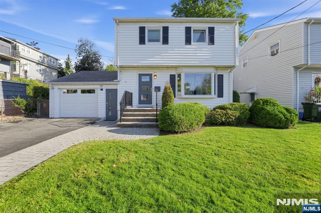 40 Jackson Street - Photo 1