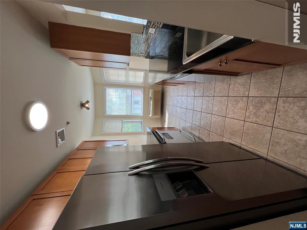 333 Willow Street 409 - Photo 4