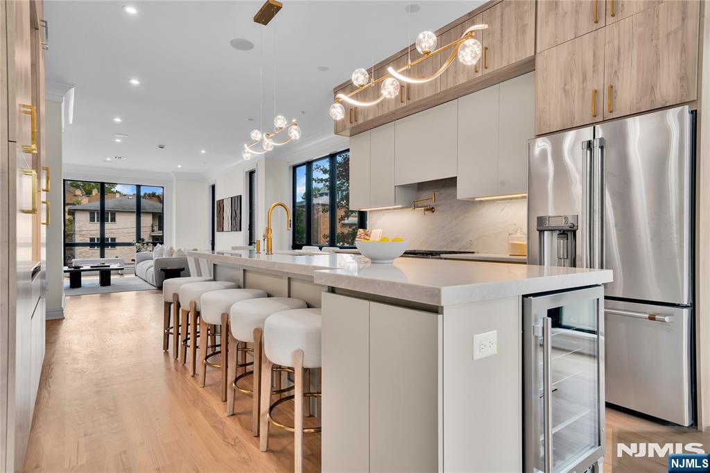 474 Palisades Boulevard - Photo 2