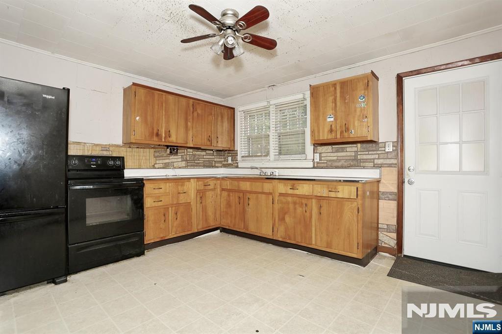 82 Coger Street - Photo 3