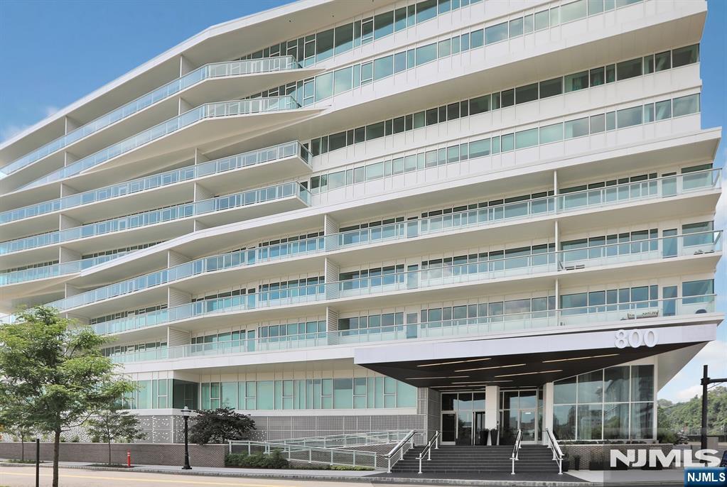 800 Ave At Port Imperial - Photo 1