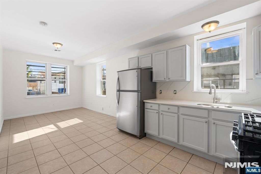 613 Ridge Road 2R - Photo 1
