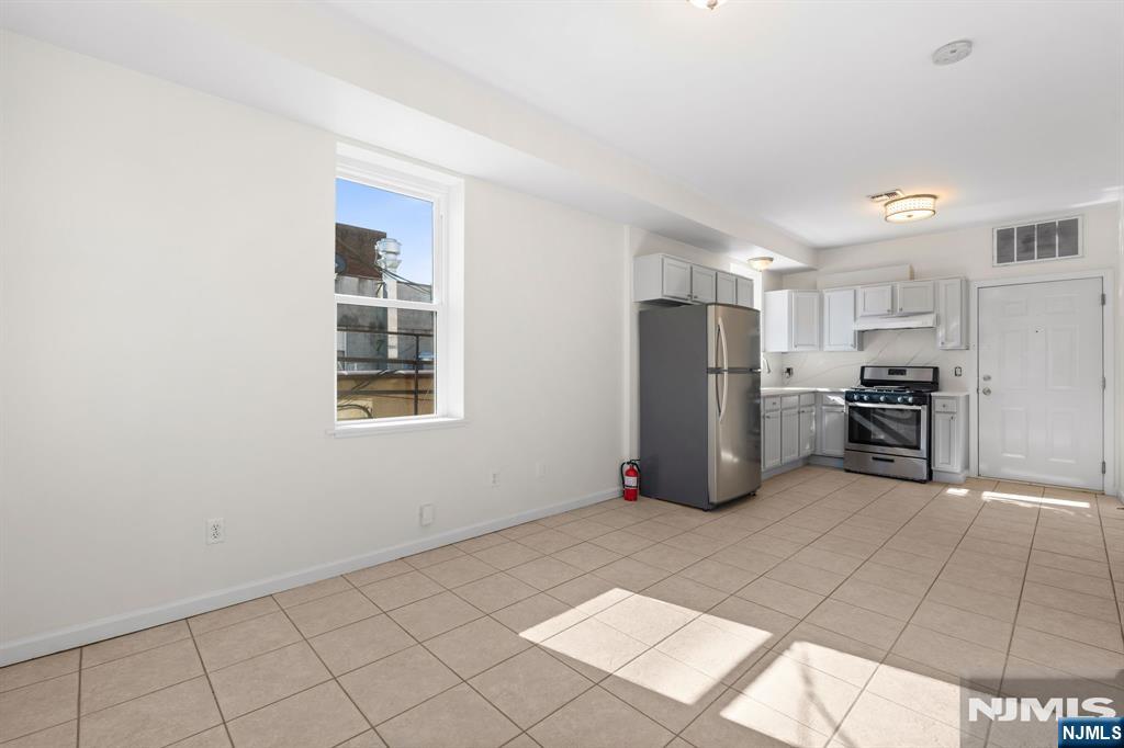 613 Ridge Road 2R - Photo 4