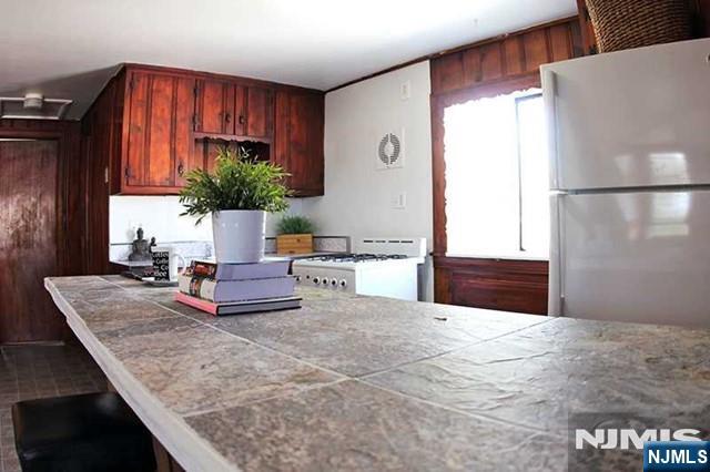 994-996 28th Street - Photo 2