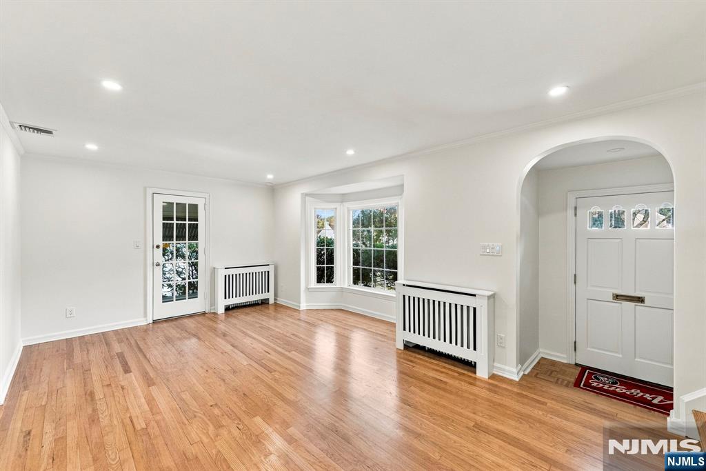 16 Hillcrest Road - Photo 2