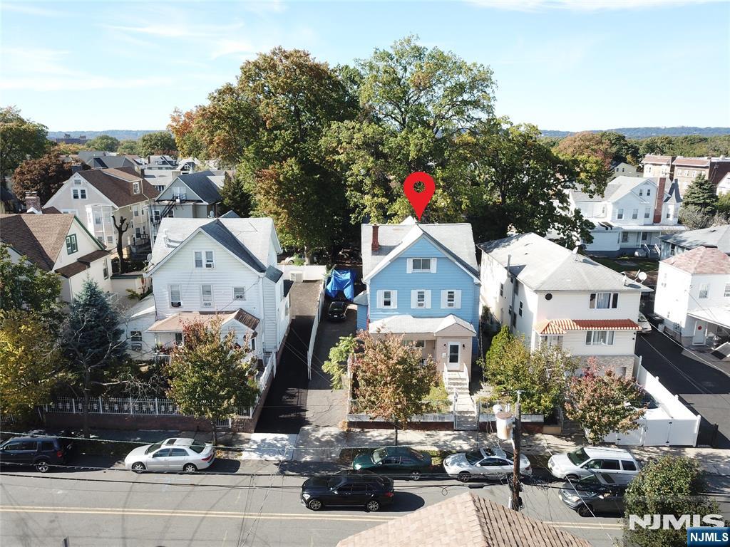 752 Highland - Photo 3
