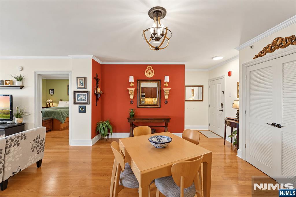 809 22nd Street 708 - Photo 3