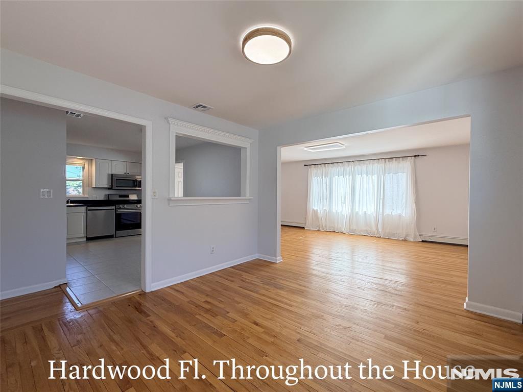 217 Rockland Avenue - Photo 4