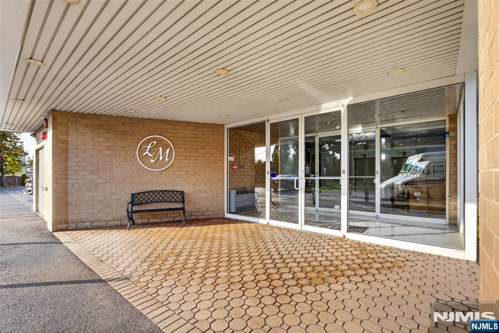 38 Moonachie Road 315 - Photo 2