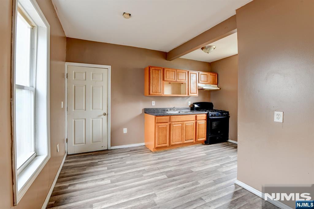 439 S 18th Street - Photo 5