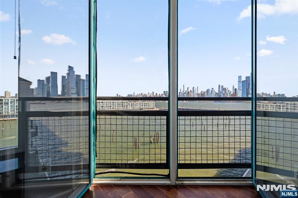 600 Harbor Boulevard 1121 - Photo 4