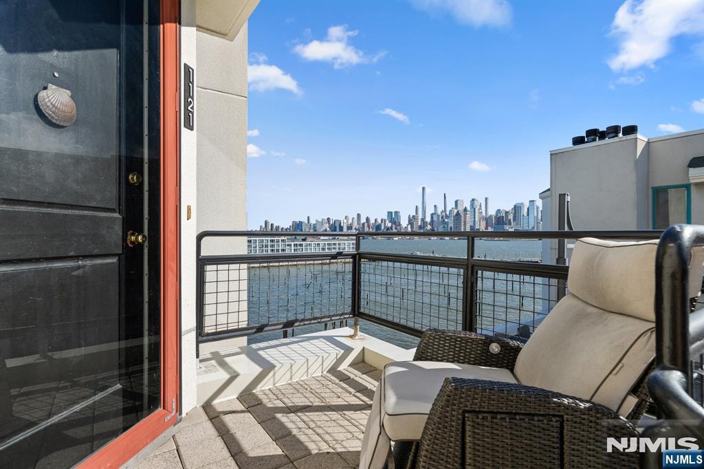 600 Harbor Boulevard 1121 - Photo 5