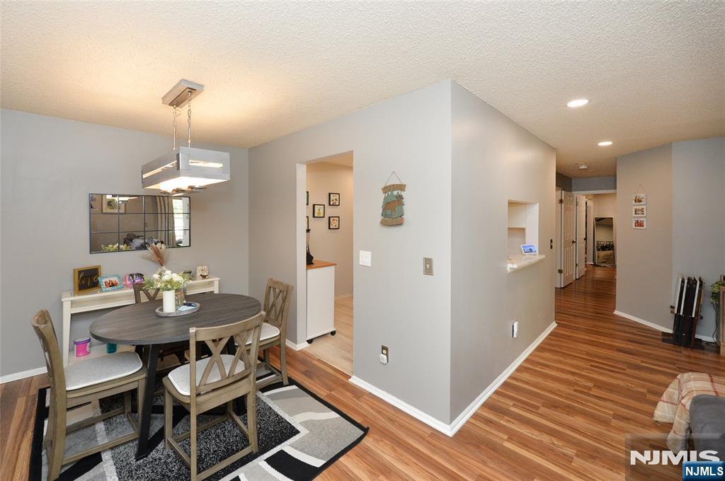 858 Juniper Way - Photo 5