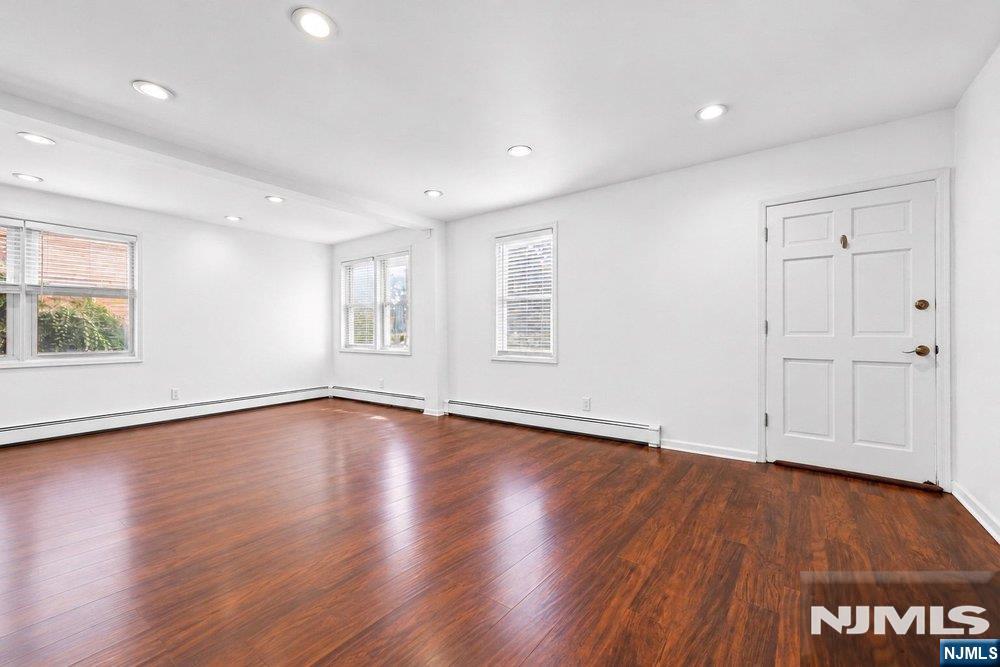87 Grove Street - Photo 4