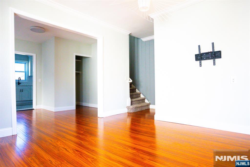 475 Nelson Avenue - Photo 4