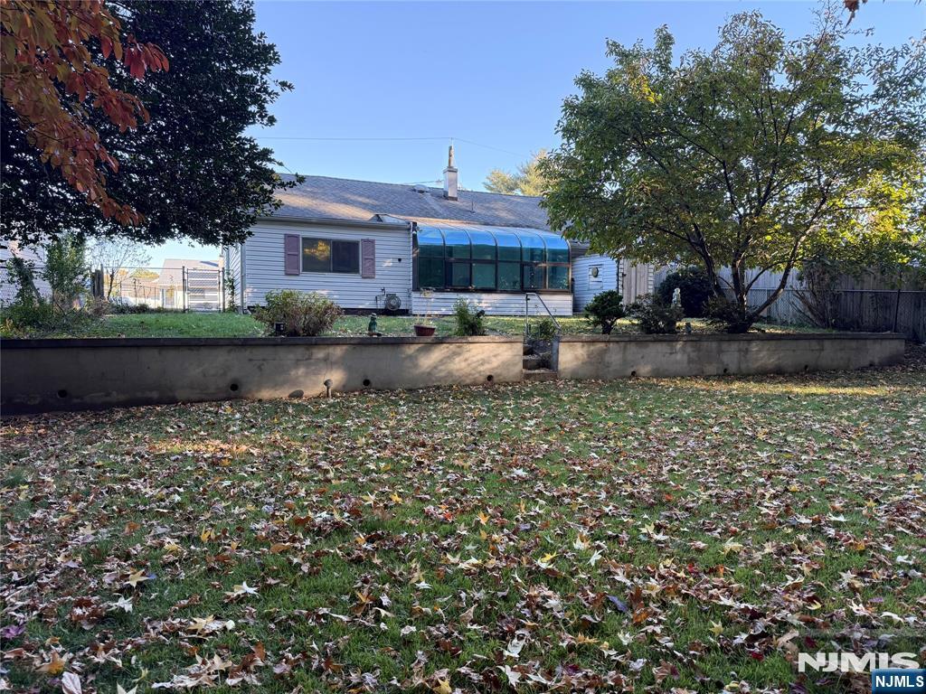198 Howard Avenue - Photo 2