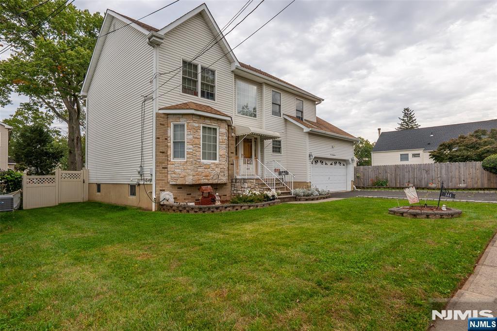 144 Cliff Road - Photo 2