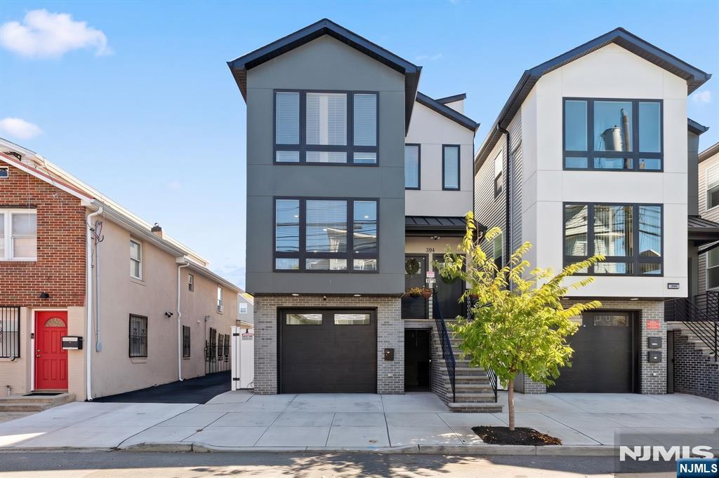 394 9th Street - Photo 1