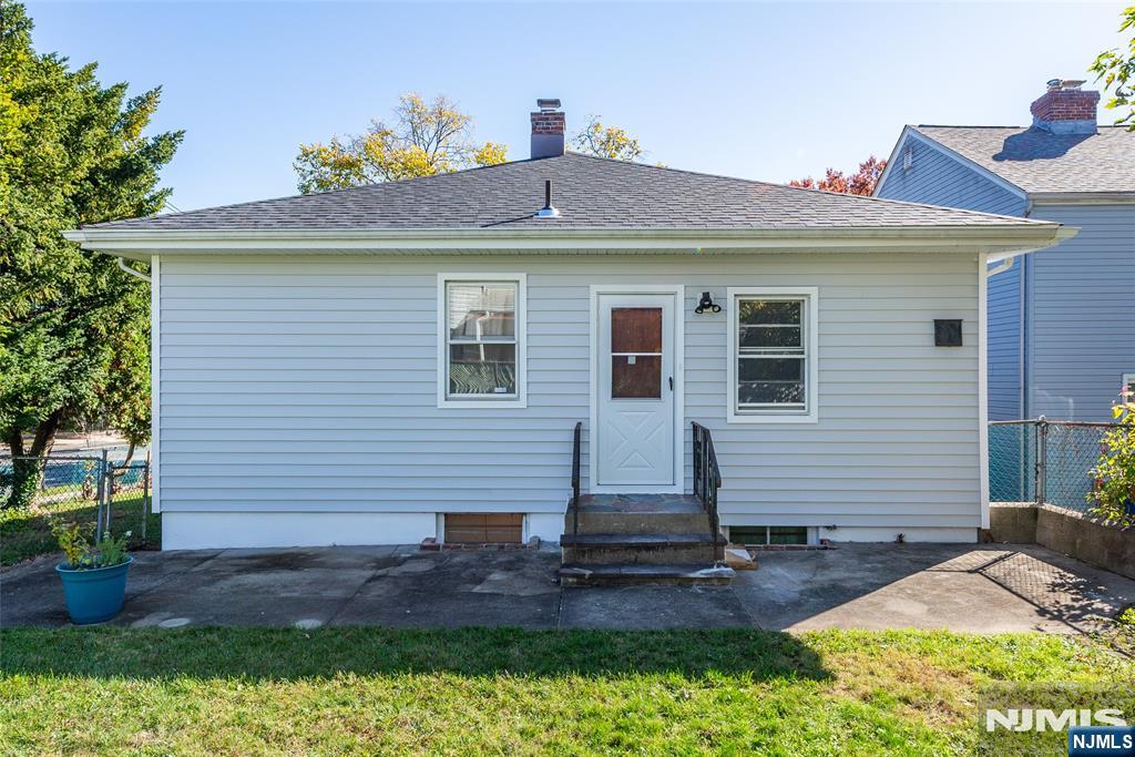 305 Eastern Parkway - Photo 4